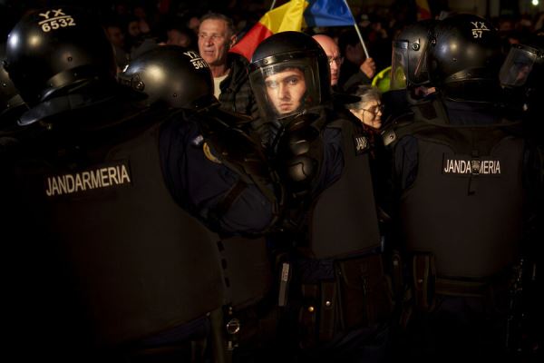 Заговор с вооруженными наемниками: в Румынии раскрыли попытку госпереворота
