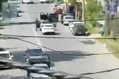 Стало известно о тяжелом состоянии напавшего на полицейских в Махачкале