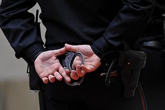 ФСБ задержала подозреваемую в финансировании ВСУ жительницу ДНР