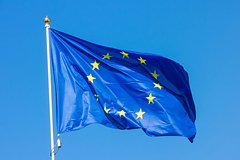 Аналитик рассказал о попытках ЕС сорвать переговоры по Украине