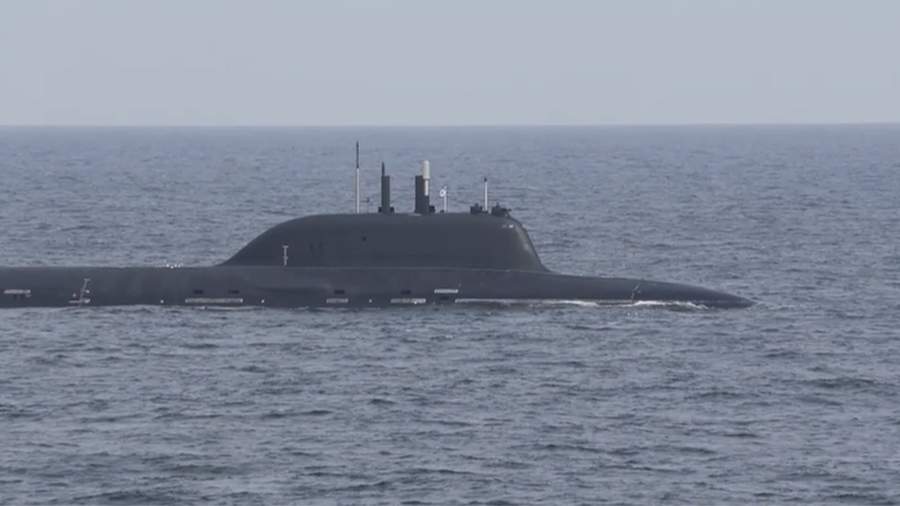 Атомный подводный крейсер «Архангельск» выполнил стрельбу по береговой цели