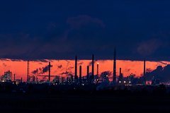 Жители Омска услышали несколько хлопков
