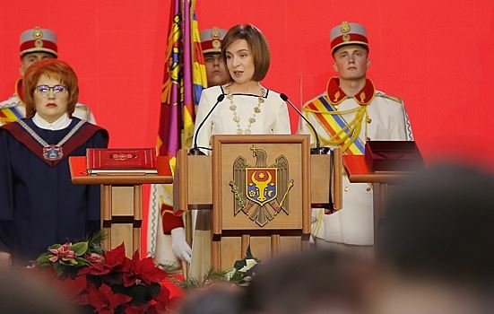 Экс-президент Молдавии обвинил Санду во вмешательстве в выборы в Румынии