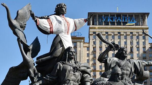 Экс-сотрудник ЦРУ Риттер: Украина не принадлежит сама себе