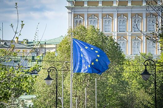 СМИ: ЕК призвала еврокомиссаров пропустить марш ЛГБТ* в Будапеште