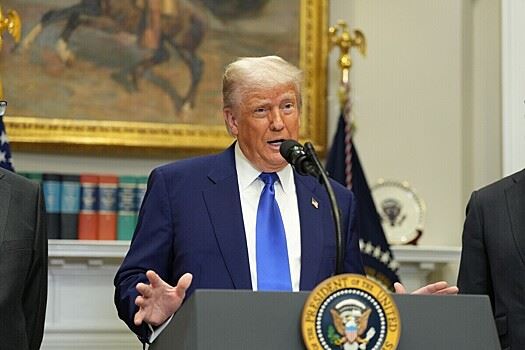 СМИ: Трамп превратил встречи с иностранными лидерами в "Голодные игры"